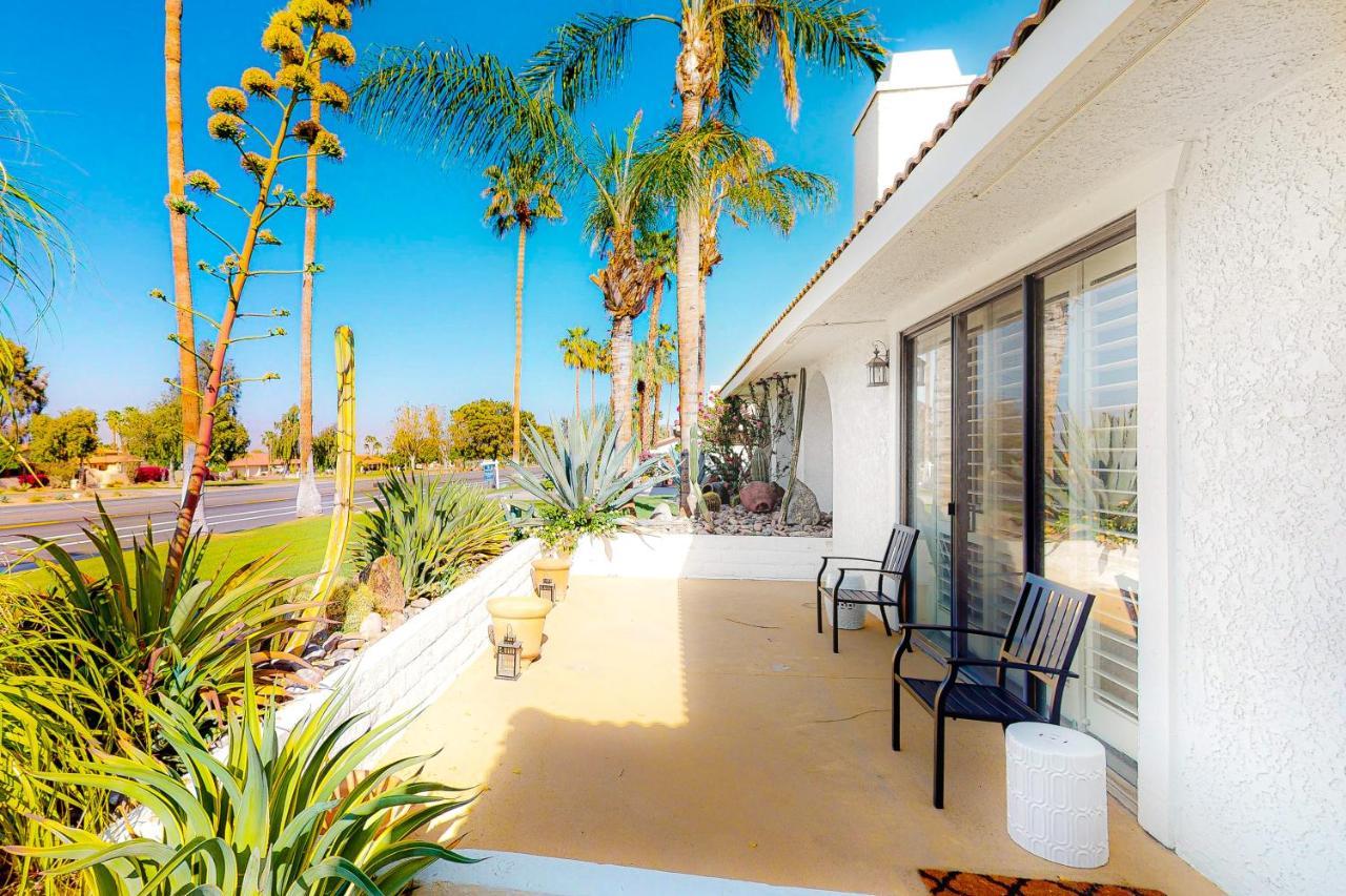 El Paseo Modern Villa Palm Desert Exterior photo